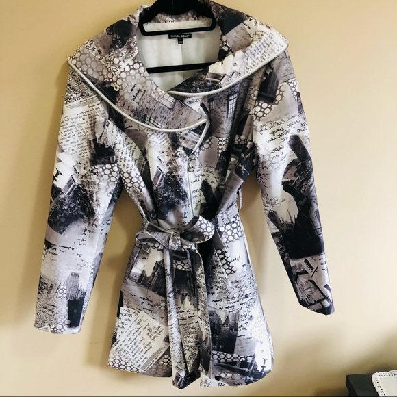 Spring Coat - Picture 4 of 5